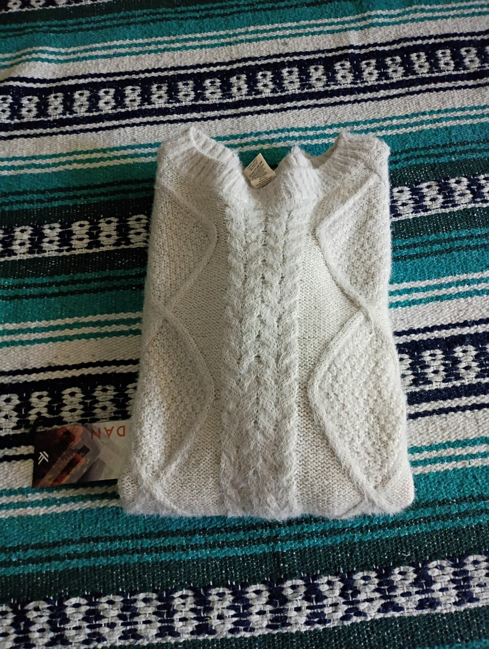 Kyodan Cozy Cream Cable Knit Women’s Sweater - Picture 2 of 4